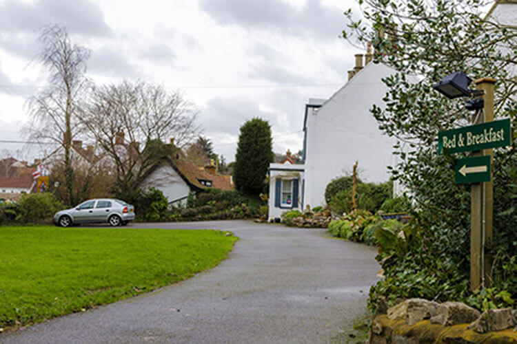 Moorlands Country Guest House - Image 1 - UK Tourism Online