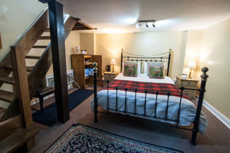 The Old Bath Arms Hotel - Image 2 - UK Tourism Online