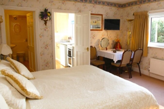 Avalon Tor Retreat Thumbnail | Glastonbury - Somerset | UK Tourism Online