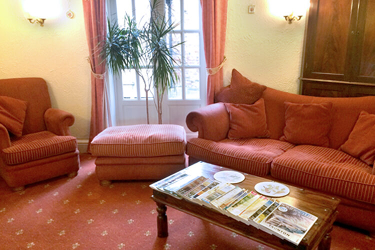 Yew Tree House Bed & Breakfast - Image 5 - UK Tourism Online
