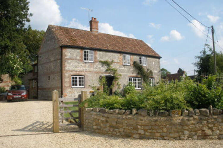 92 Monkton Deverill Bed and Breakfast - Image 1 - UK Tourism Online