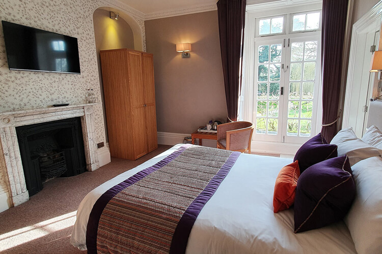 Chiseldon House Hotel  - Image 1 - UK Tourism Online