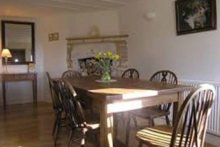 Kissing Gate Cottage - Image 4 - UK Tourism Online