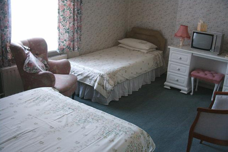 Longhope Guest House - Image 2 - UK Tourism Online