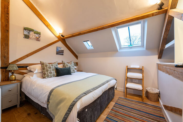 Manor Farm Teffont - Image 1 - UK Tourism Online