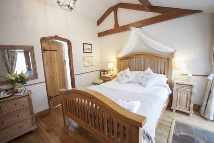 The Beeches Farmhouse Bed And Breakfast - Image 1 - UK Tourism Online