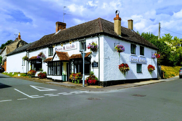The Crown and Anchor - Image 1 - UK Tourism Online