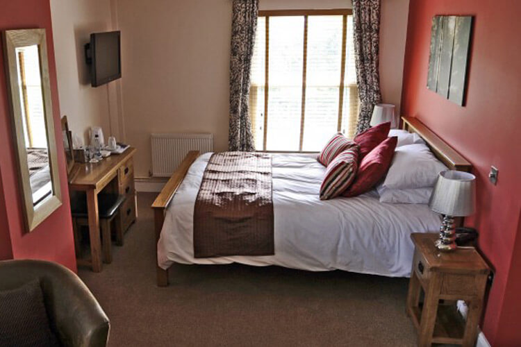 The Walnut Tree Inn - Image 4 - UK Tourism Online