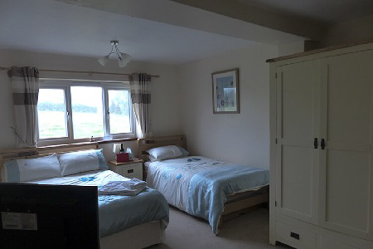 Brynawel Farm - Image 4 - UK Tourism Online