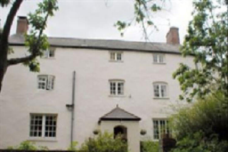 Church Farm Guest House - Image 1 - UK Tourism Online