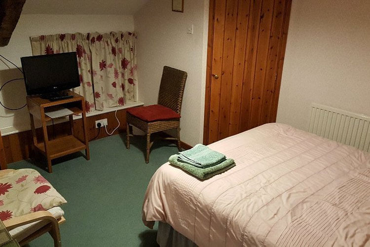 Church Farm Guest House - Image 2 - UK Tourism Online