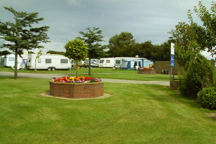 Gower Farm Touring & Camping Park - Image 2 - UK Tourism Online