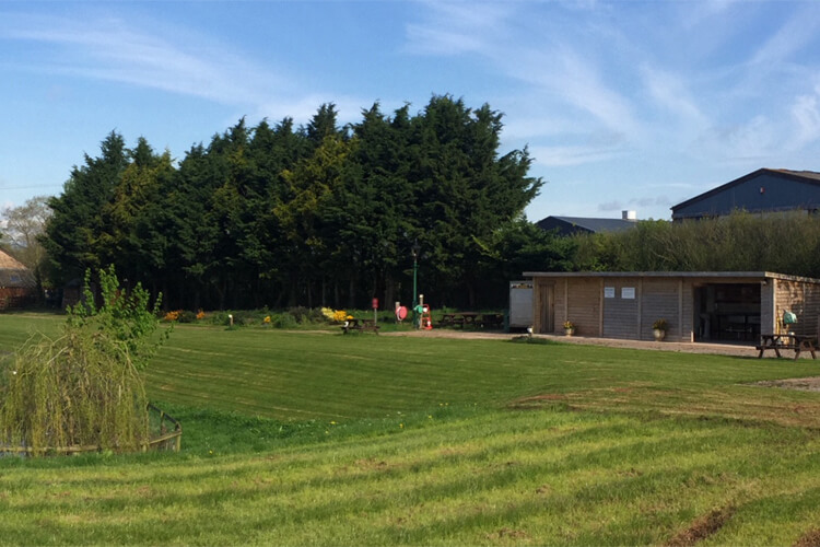 Hendre Farmhouse Orchard Campsite - Image 3 - UK Tourism Online