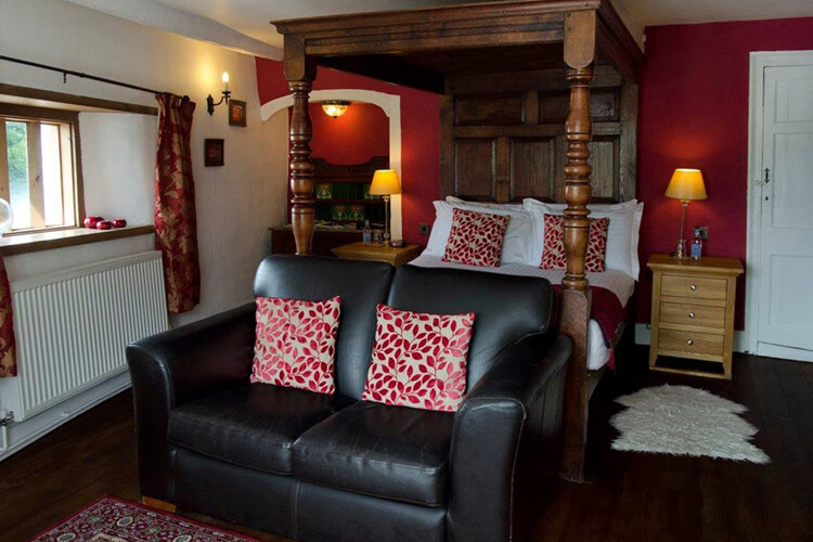 Kings Arms Hotel - Image 4 - UK Tourism Online