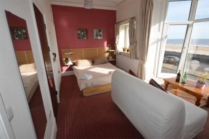 Leonardos Guest House Thumbnail | Swansea - Cardiff and South East Wales | UK Tourism Online