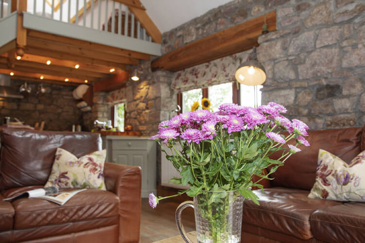 Pilton Moor Stables and Cottages - Image 2 - UK Tourism Online