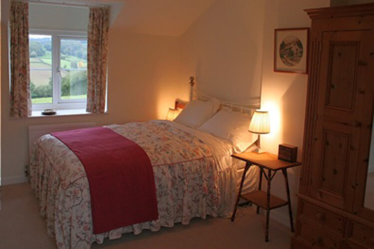 Monmouthshire Cottage and Barn - Image 4 - UK Tourism Online