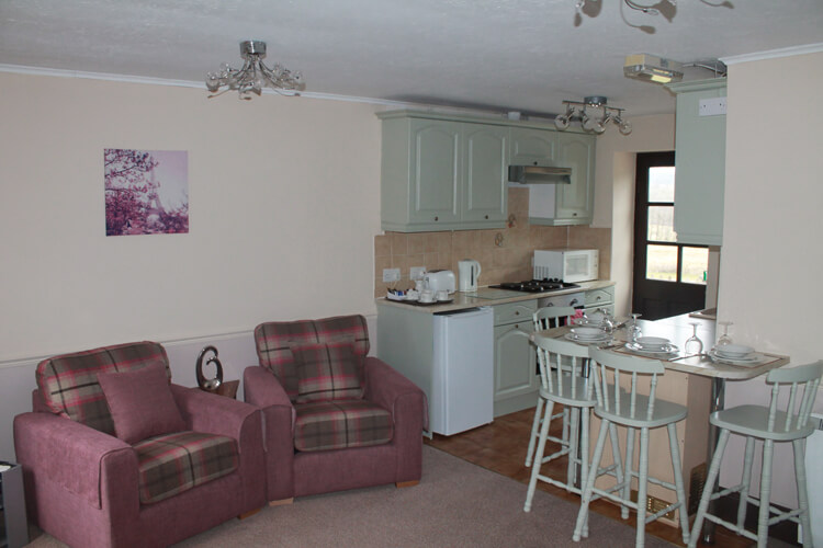 Parc Coed Machen Country Cottages - Image 3 - UK Tourism Online