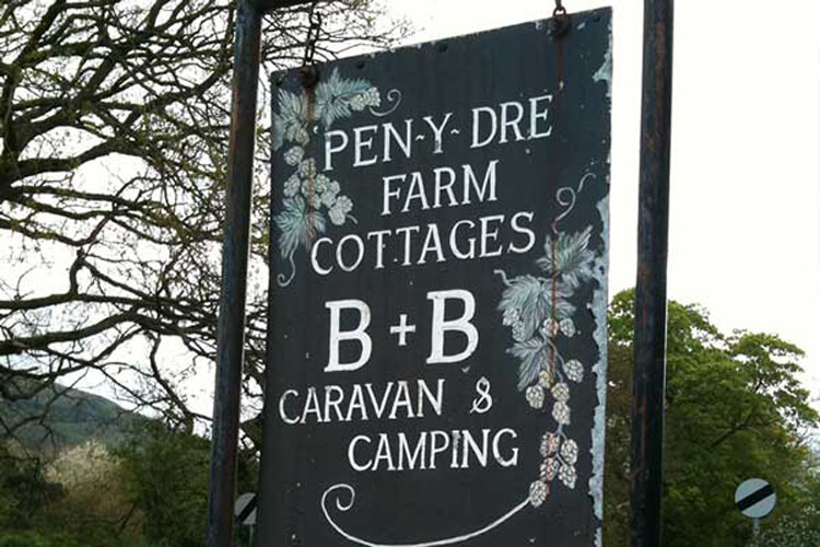 Penydre Farm Bed & Breakfast - Image 3 - UK Tourism Online