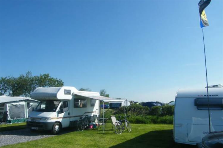 Pitton Cross Caravan and Camping - Image 4 - UK Tourism Online
