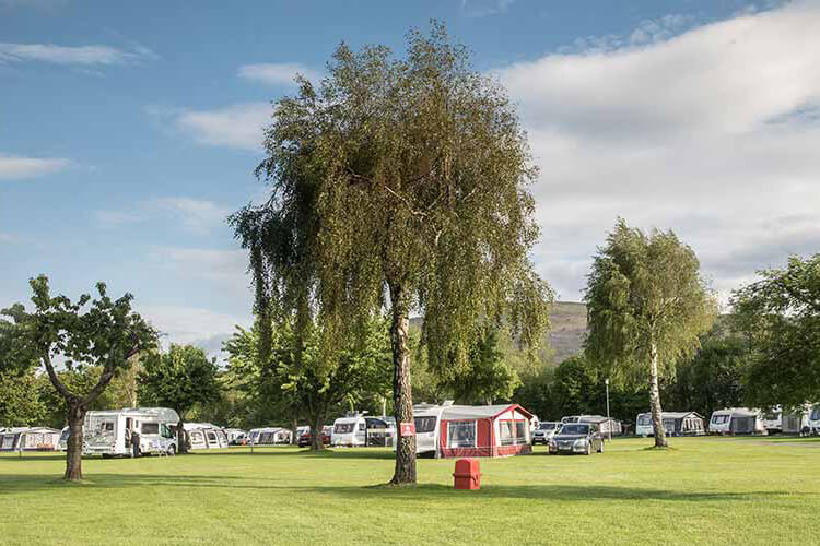 Pyscodlyn Farm Caravan Park - Image 1 - UK Tourism Online