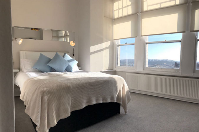 The Mount Rooms Thumbnail | Barry - Cardiff and South East Wales | UK Tourism Online