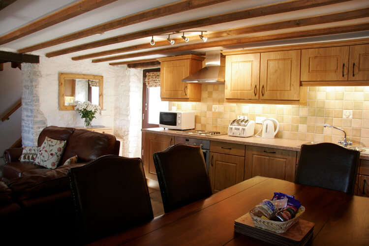 Ty Tanglwyst Farm Holiday Cottages - Image 3 - UK Tourism Online