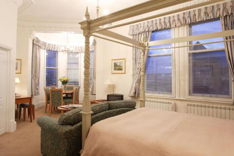 Waterloo Hotel - Image 2 - UK Tourism Online