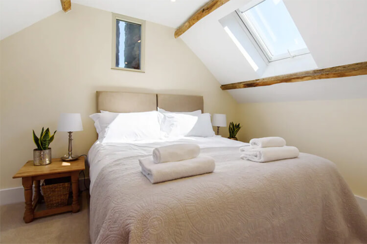 Wern Farm Cottage - Image 5 - UK Tourism Online