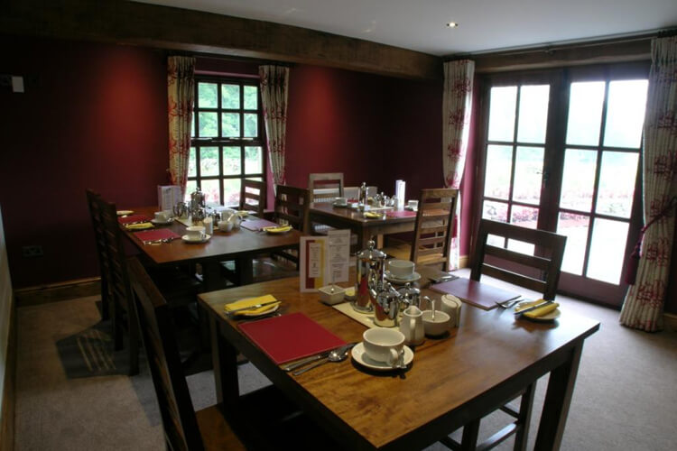 Cilwen B & B - Image 3 - UK Tourism Online