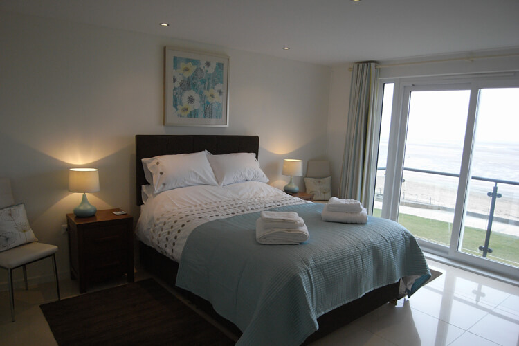 Gower View Penthouse - Image 4 - UK Tourism Online