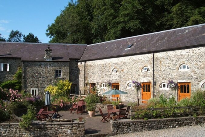 Henllys Estate Bed & Breakfast Thumbnail | Llandovery - Carmarthenshire | UK Tourism Online