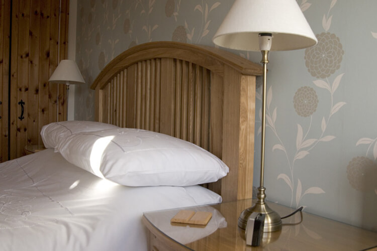 Henllys Estate Bed & Breakfast - Image 2 - UK Tourism Online