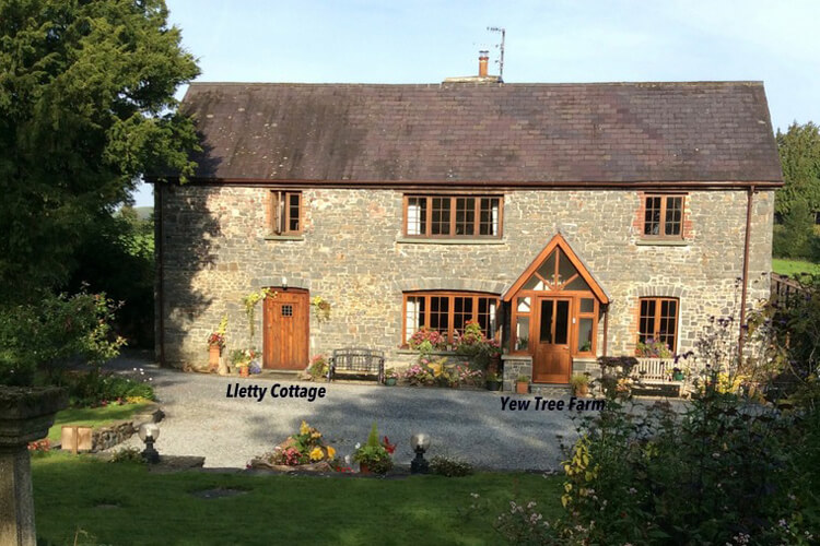 Lletty Cottage - Image 1 - UK Tourism Online