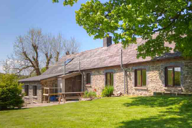 The Barn at Nant Llwyd - Image 1 - UK Tourism Online