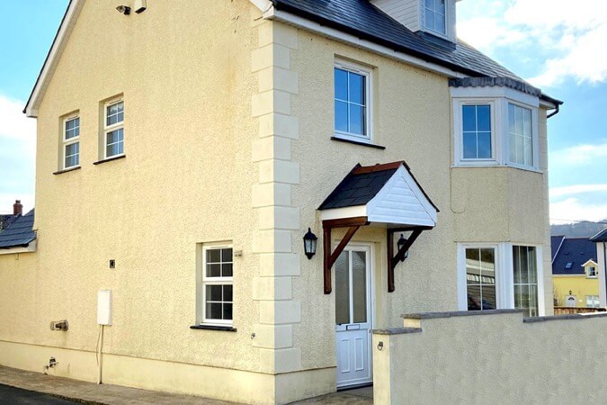 2 Headland Place, West Wales Thumbnail | Aberporth - Ceredigion | UK Tourism Online