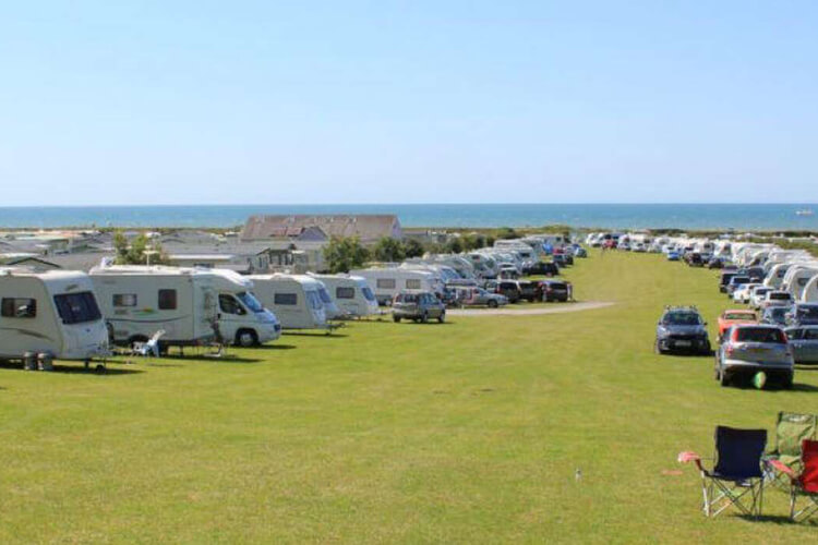 Aeron Coast Caravan Park - Image 2 - UK Tourism Online