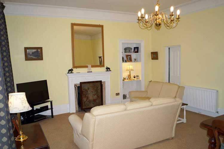 Allt Y Rheini B & B - Image 3 - UK Tourism Online