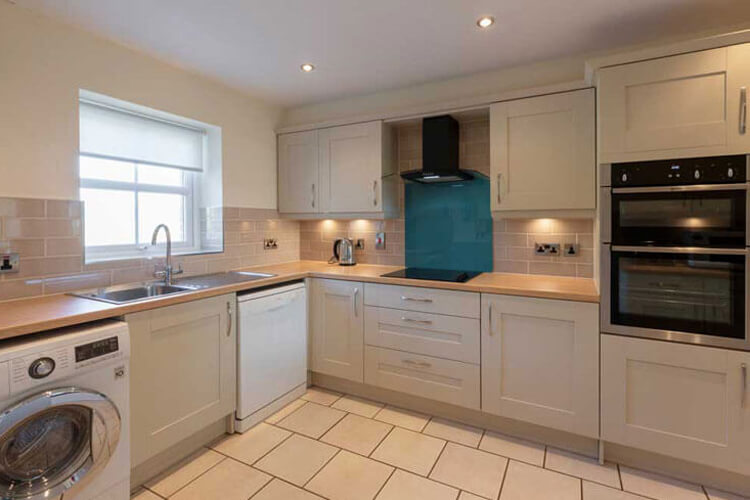 Cambrian Coast Cottages  - Image 3 - UK Tourism Online