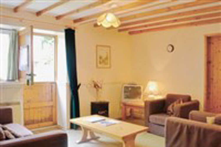 Gaer Cottages - Image 2 - UK Tourism Online