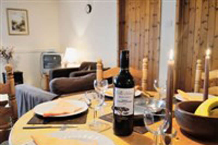 Gaer Cottages - Image 3 - UK Tourism Online