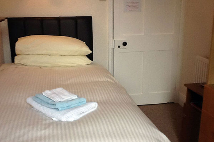 Haulfan Guest House - Image 3 - UK Tourism Online