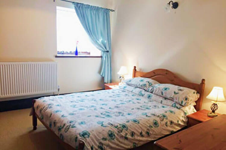 Meadow Cottage - Image 2 - UK Tourism Online