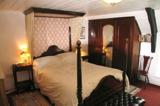 Morfa Isaf Farmhouse B&B and Self Catering Thumbnail | Llangrannog - Ceredigion | UK Tourism Online