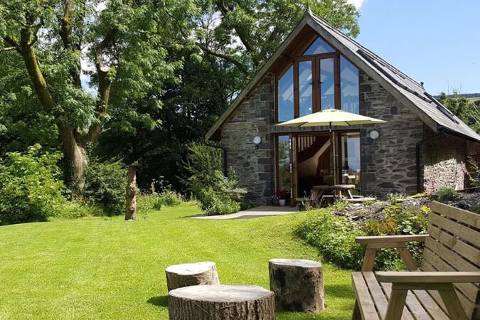 Nant yr Onnen Bed and Breakfast Thumbnail | Tregaron - Ceredigion | UK Tourism Online