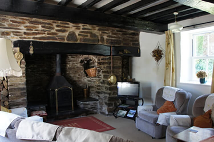 Old Vicarage Cottage - Image 2 - UK Tourism Online