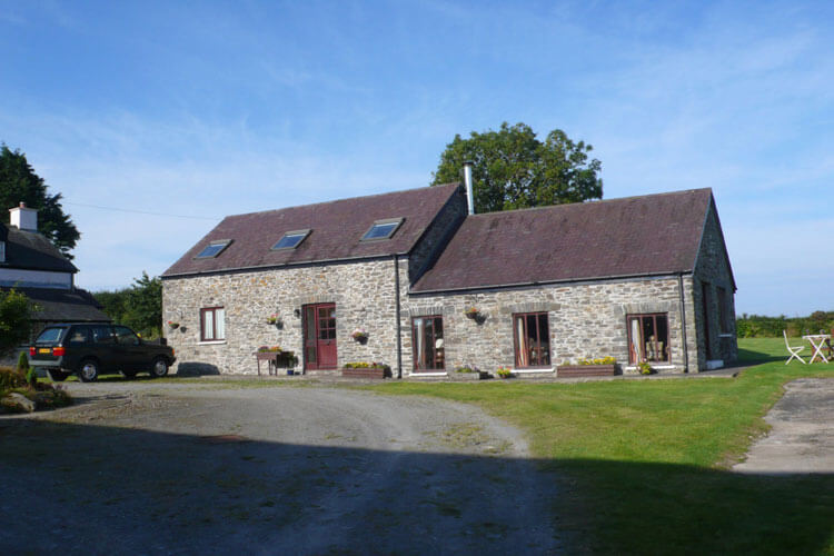 Pen Y Castell Farm - Image 1 - UK Tourism Online