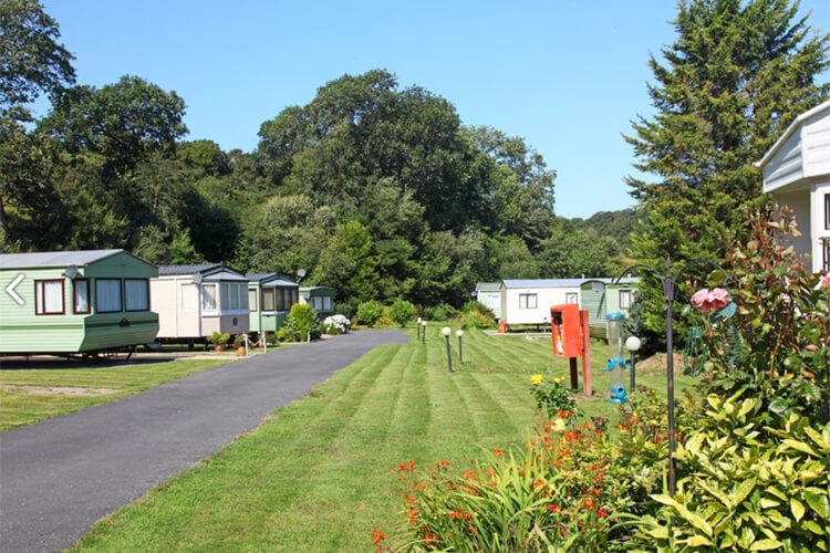 Riverside Caravan Park - Image 3 - UK Tourism Online