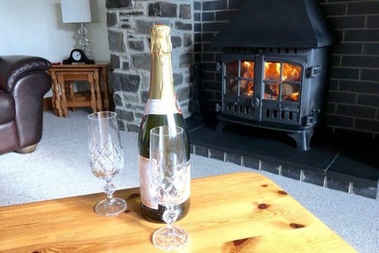 Tangaer Self-Catering Holiday Cottage - Image 4 - UK Tourism Online