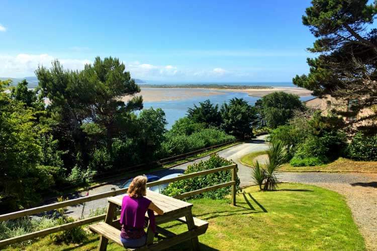 Aberdovey Hillside Village - Image 4 - UK Tourism Online